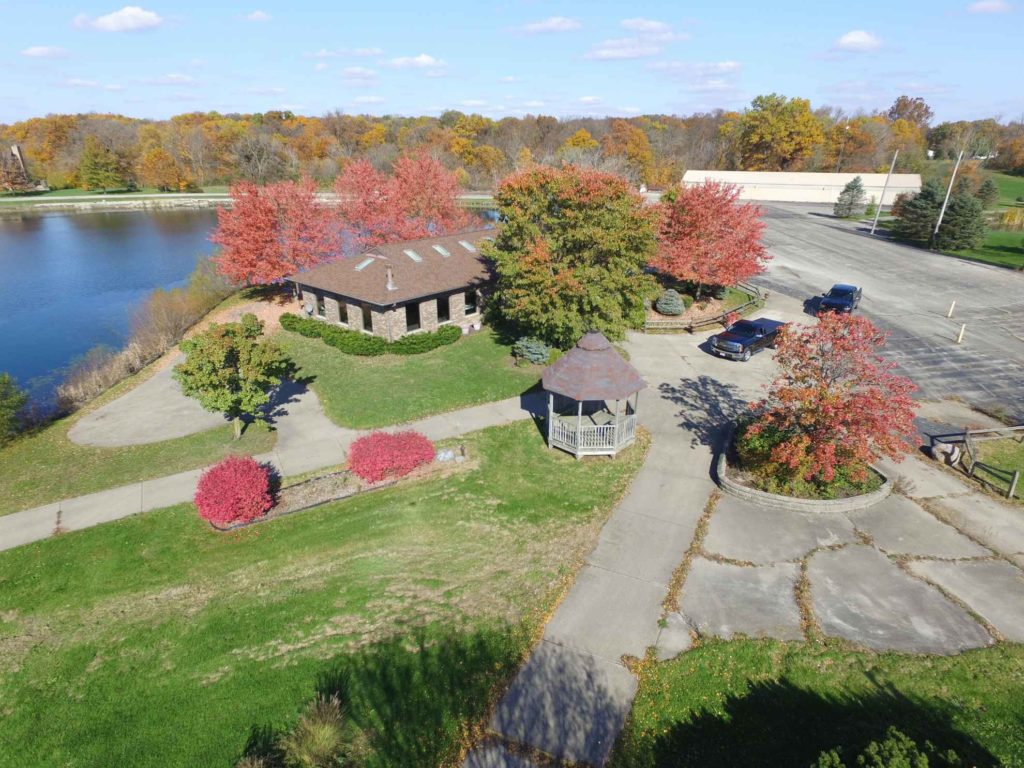 28 Acre water front facility Vermilion County IL Illinois & Indiana